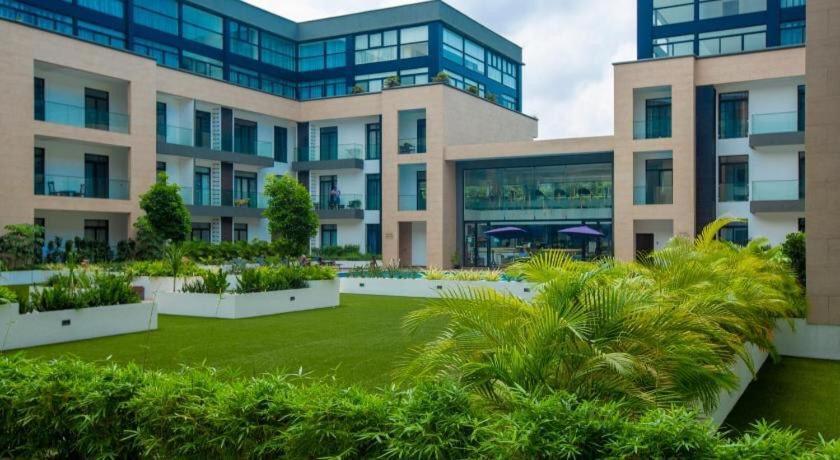 Embassy Gardens Luxury Suites Cpg Accra Eksteriør bilde